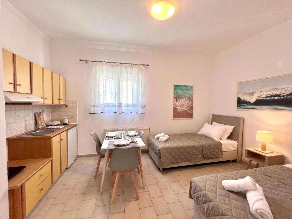 Athanasia Apartments Skiathos Town Exterior foto