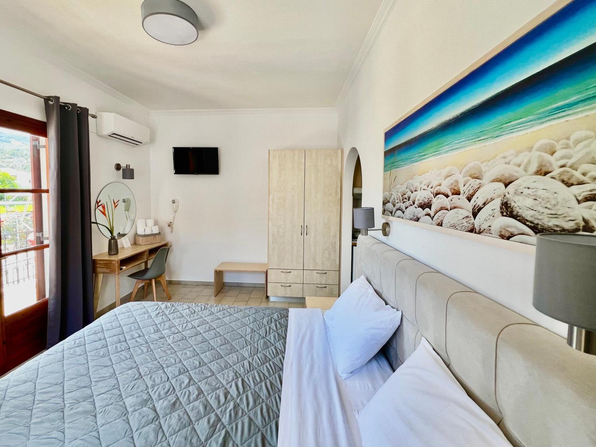 Athanasia Apartments Skiathos Town Exterior foto